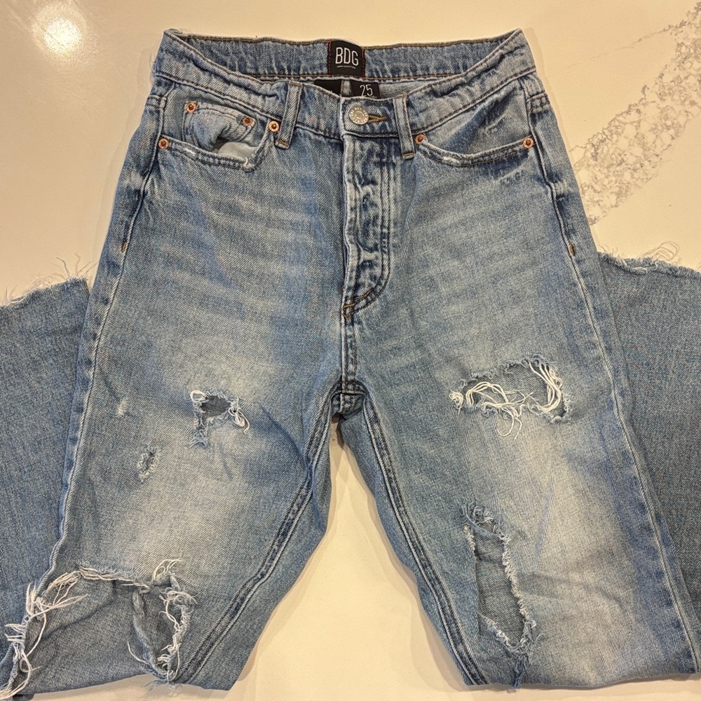 BDG Urban Outfitters Slim Straight Jeans Distressed Light Wash Size 25